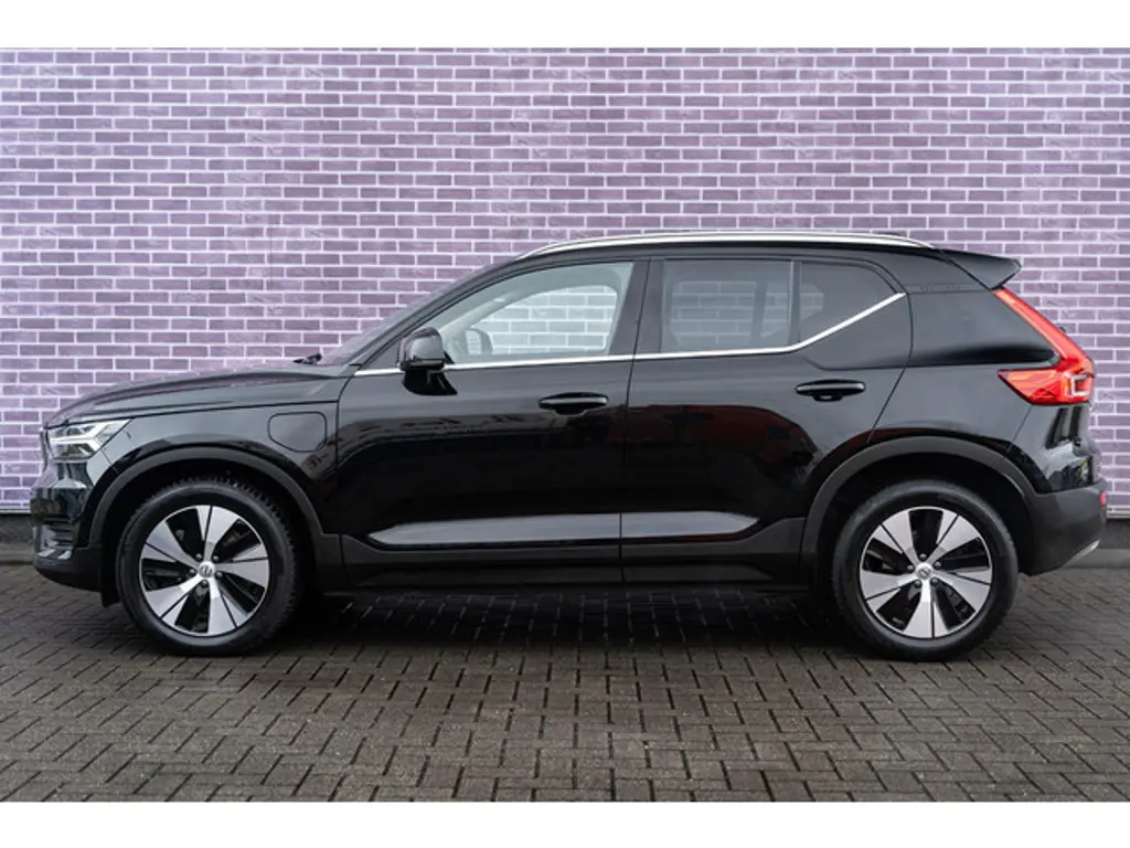 Volvo XC40 3