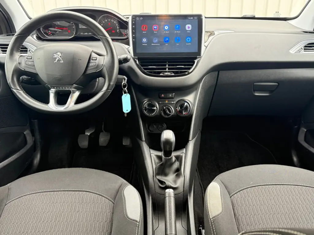 Peugeot 208 2