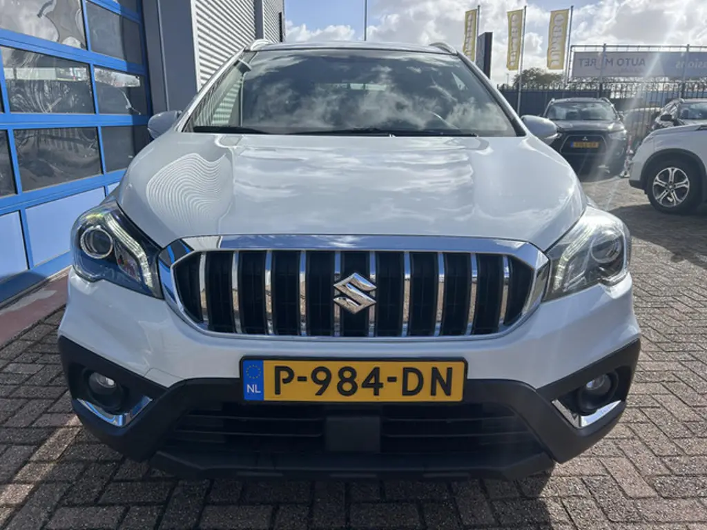Suzuki S-Cross 2