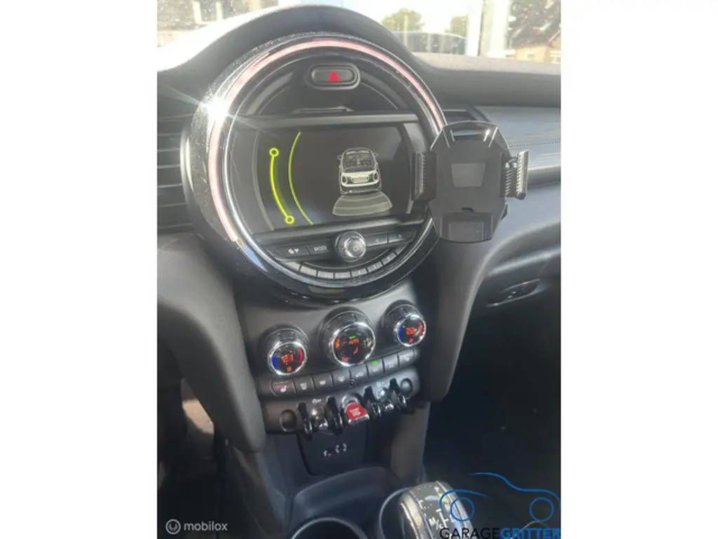 MINI Cooper Cabrio 2