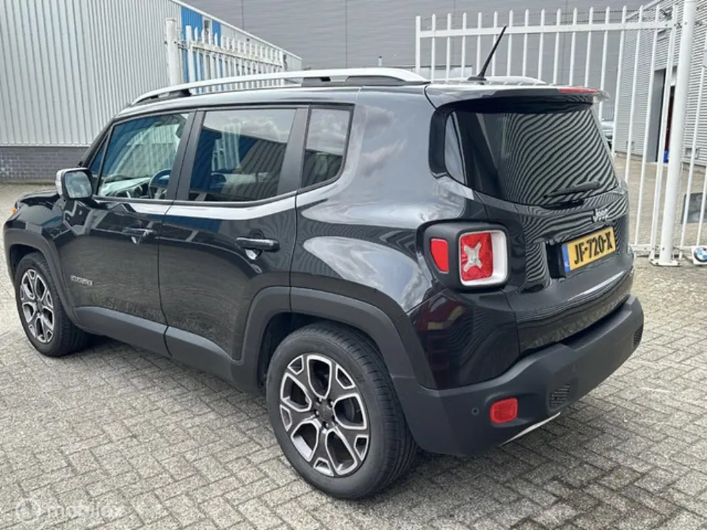 Jeep Renegade 3