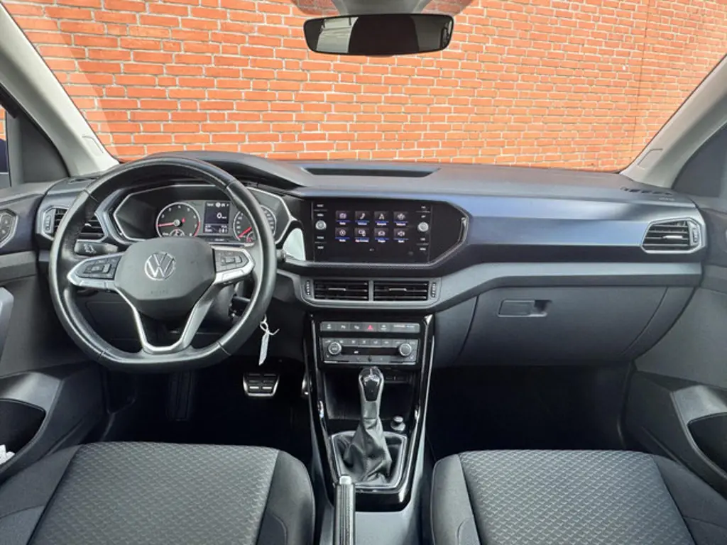 Volkswagen T-Cross 3