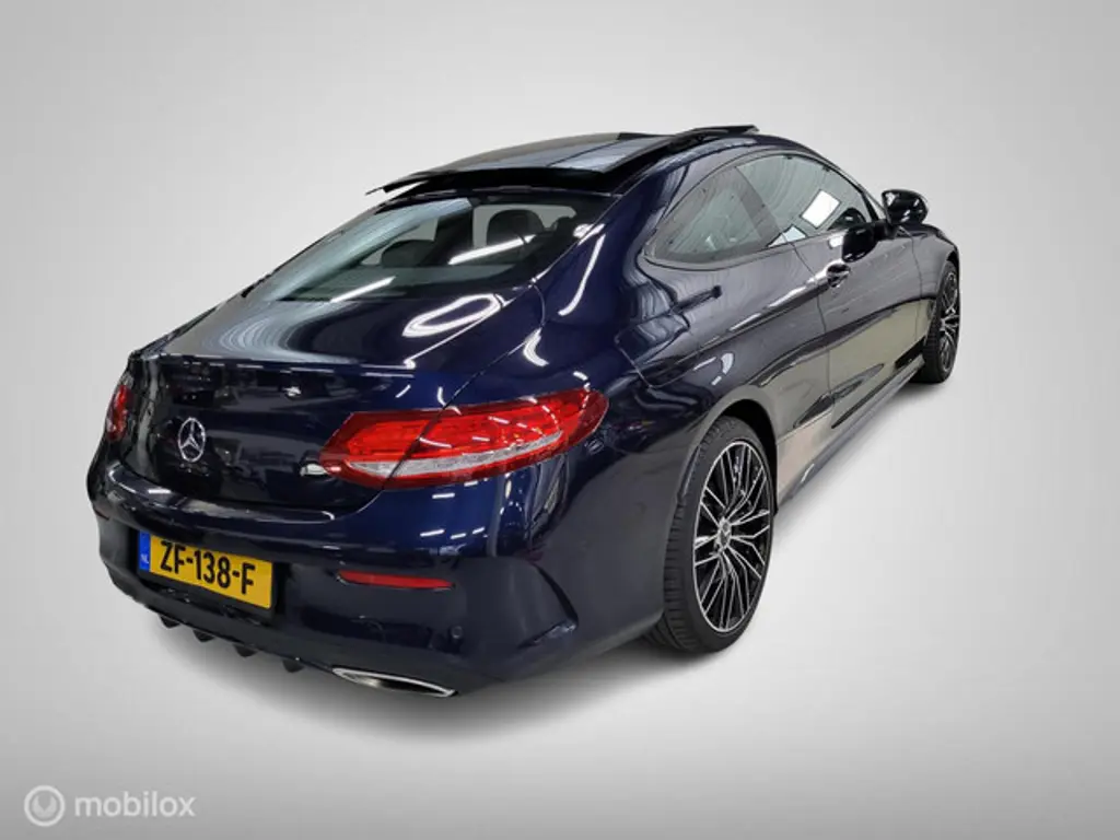 Mercedes-Benz C-Klasse 3