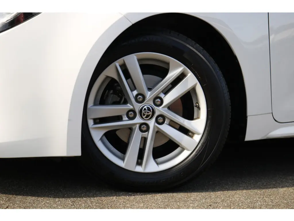 Toyota Corolla Touring Sports 3