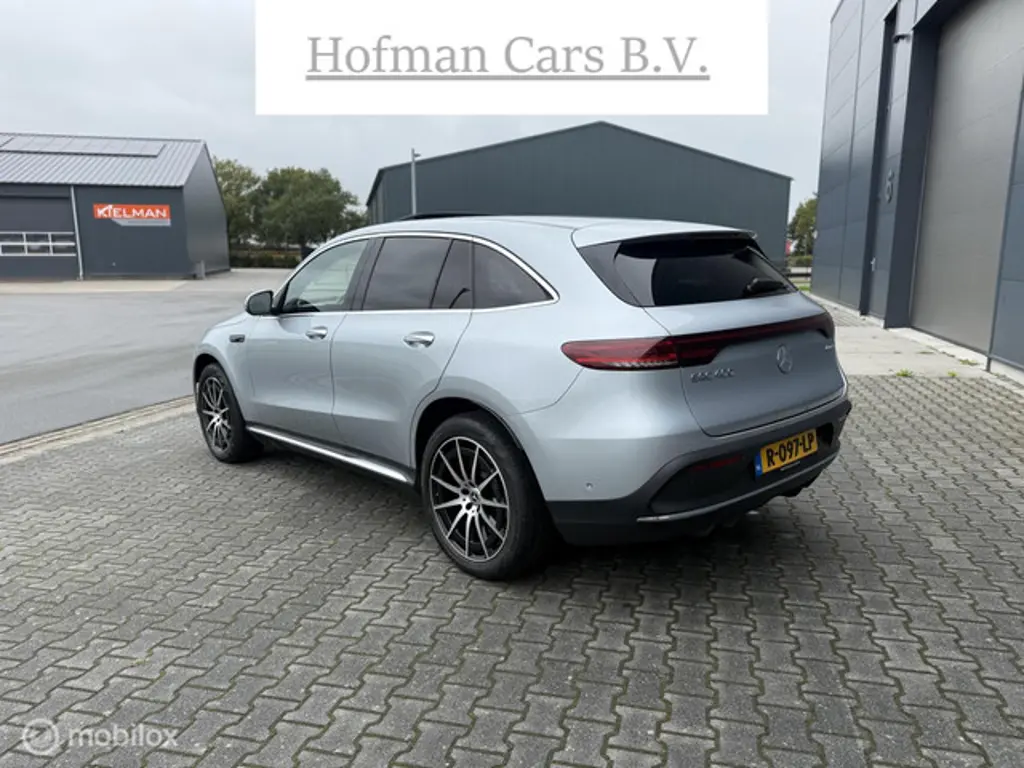 Mercedes-Benz EQC 3