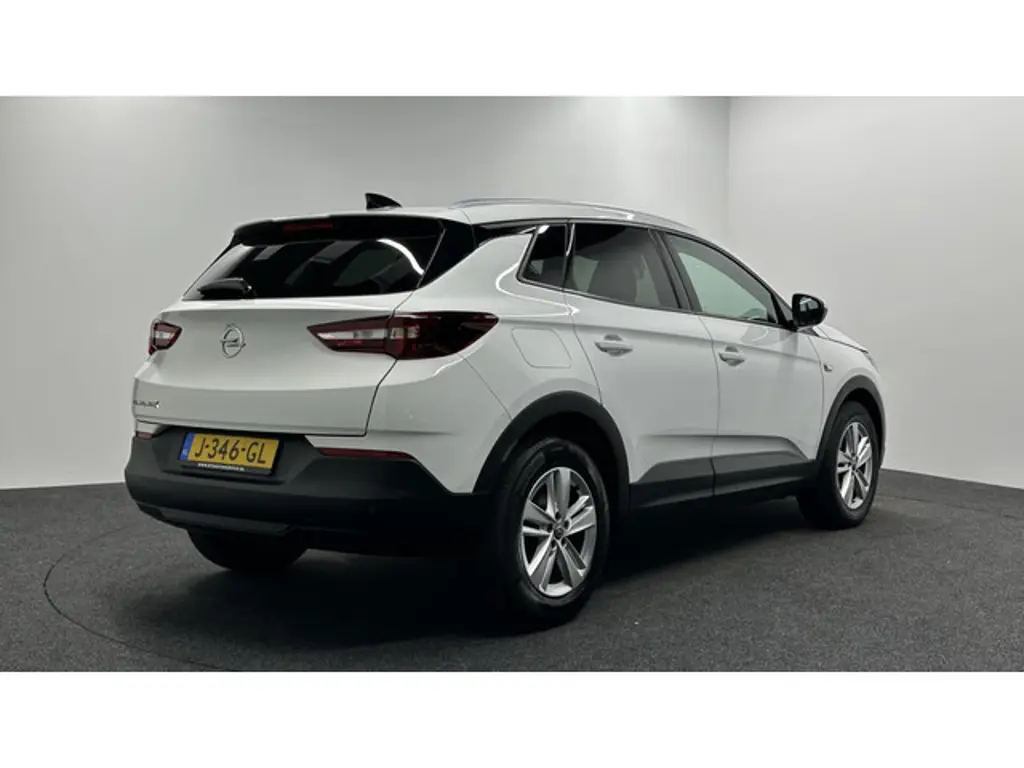 Opel Grandland X 2