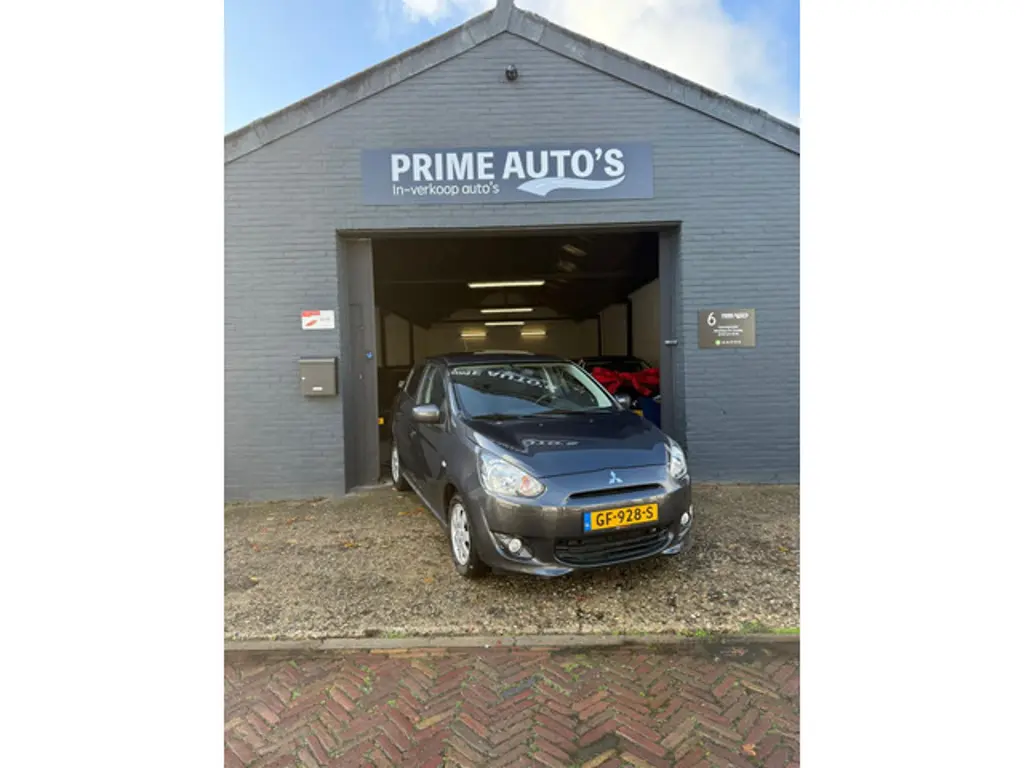 Mitsubishi Space Star 2