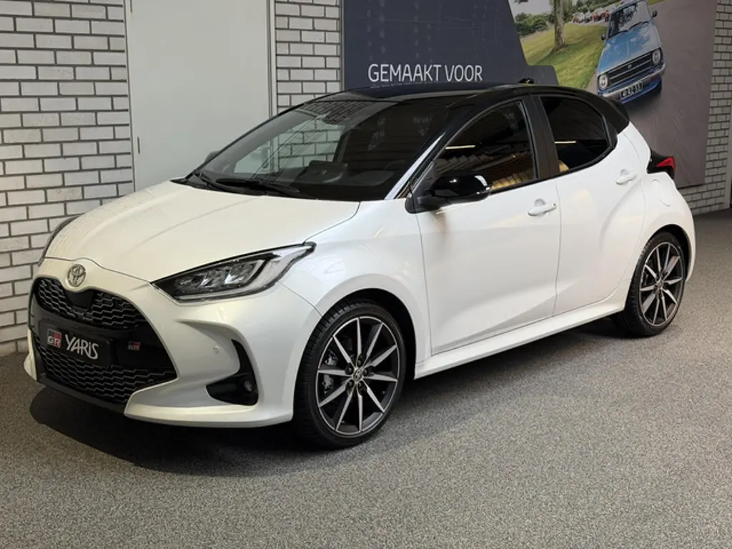 Toyota Yaris 2
