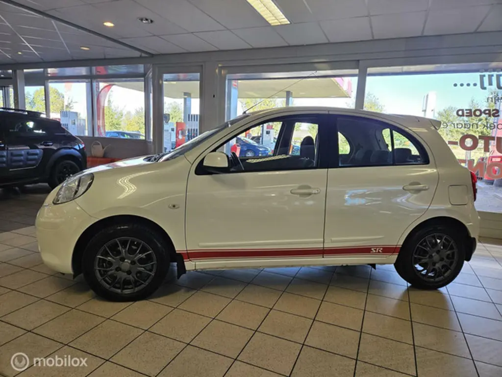 Nissan Micra 2