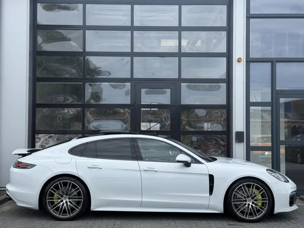 Porsche Panamera 3