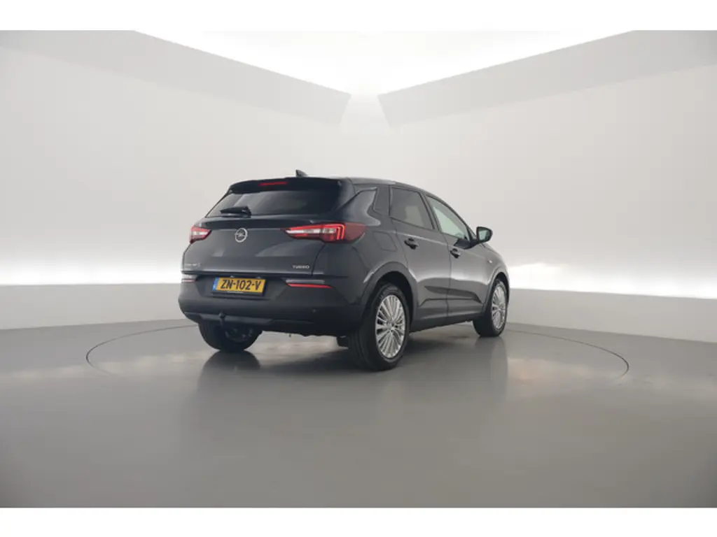 Opel Grandland X 2