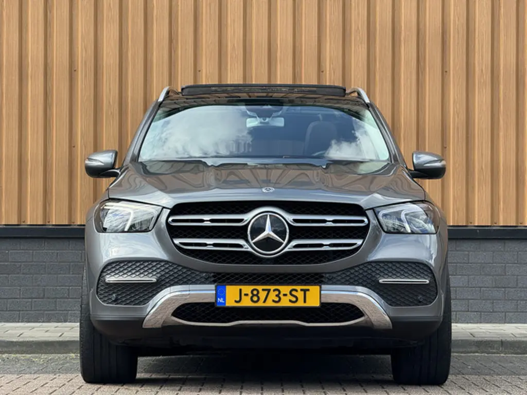 Mercedes-Benz GLE 2