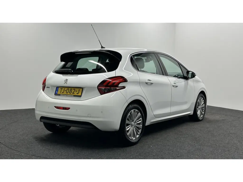 Peugeot 208 2