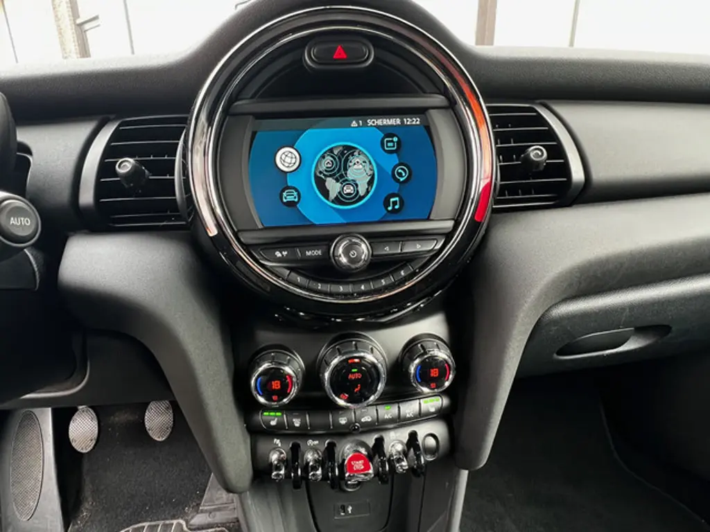 MINI One 3