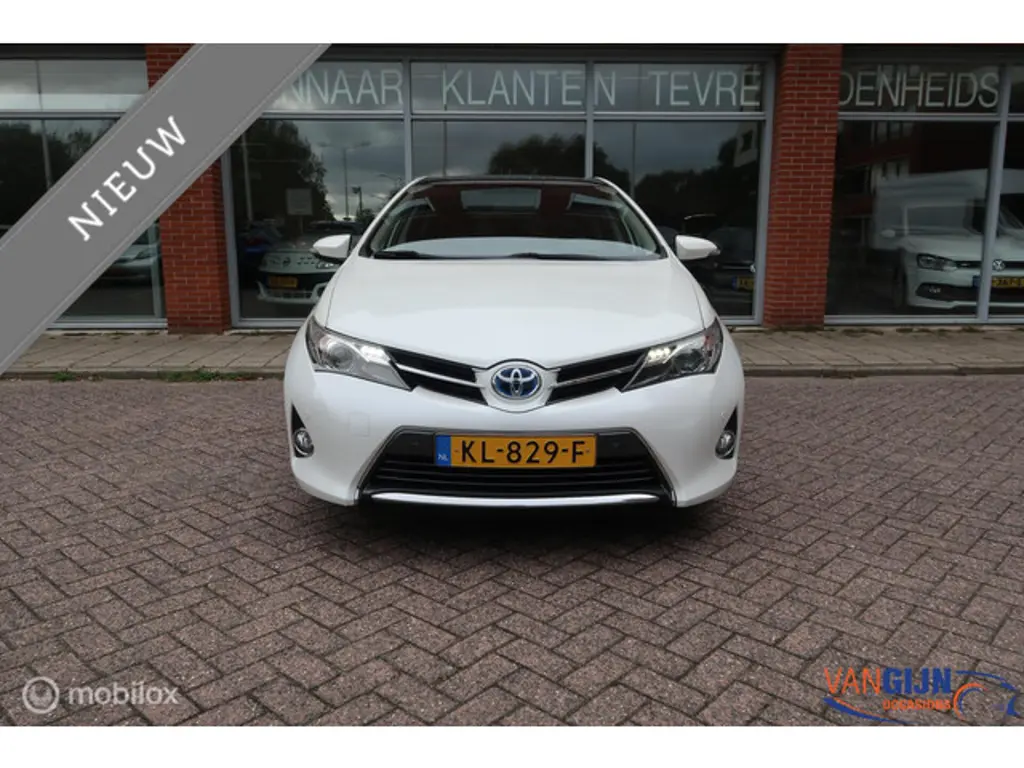 Toyota Auris 2