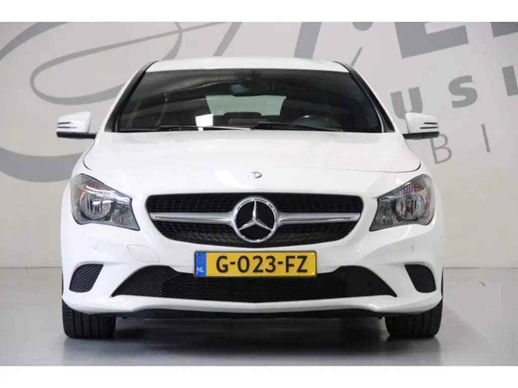 Mercedes-Benz CLA 2