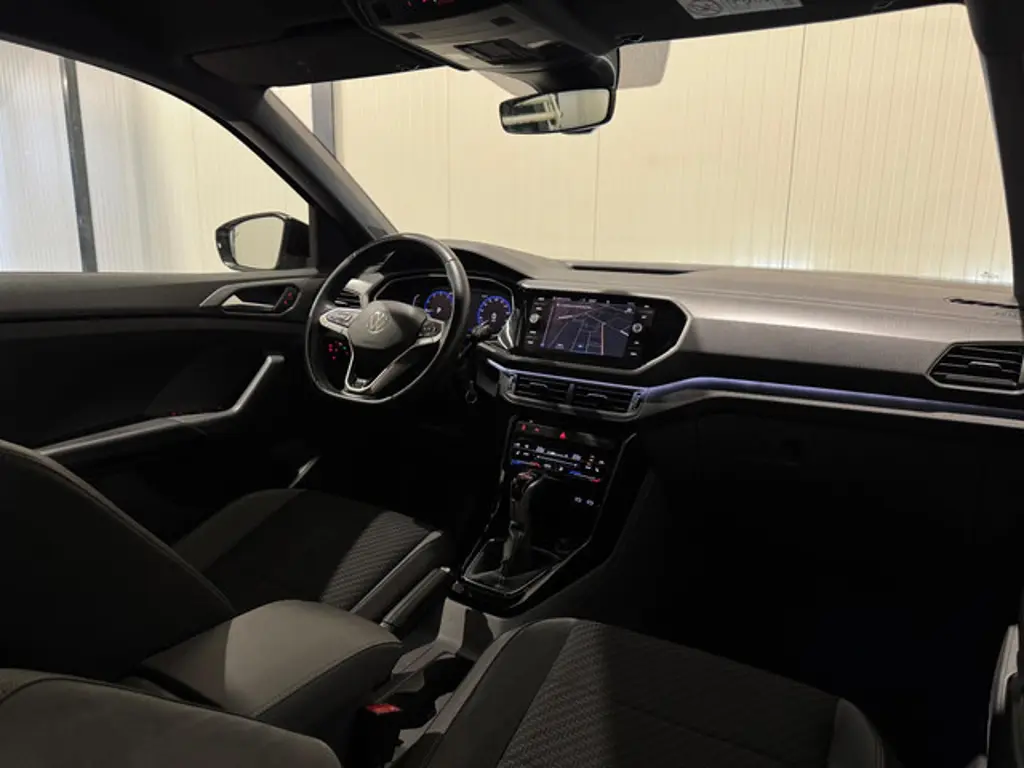 Volkswagen T-Cross 2