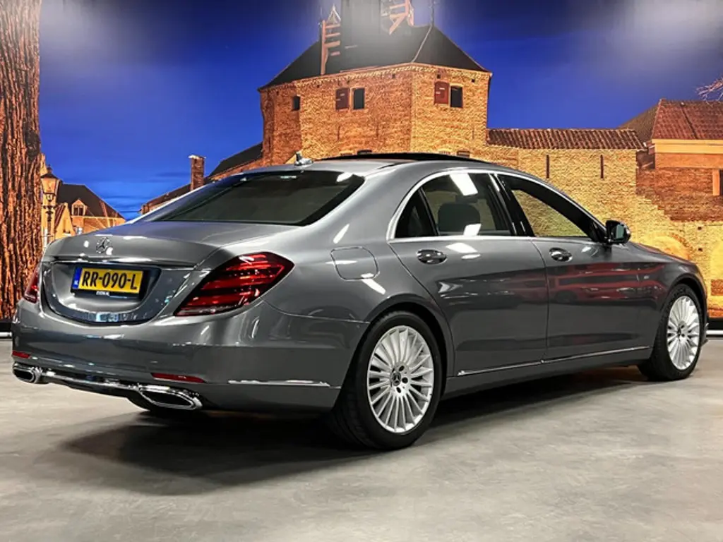 Mercedes-Benz S-Klasse 2