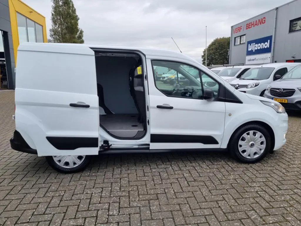 Ford Transit Connect 3