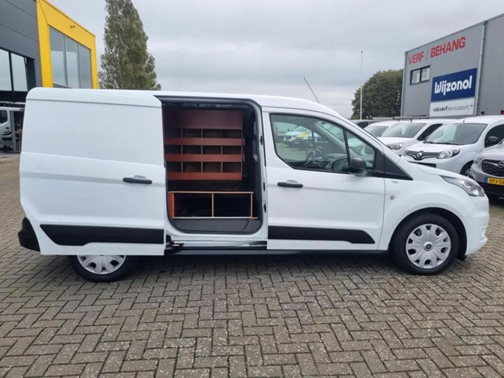 Ford Transit Connect 3