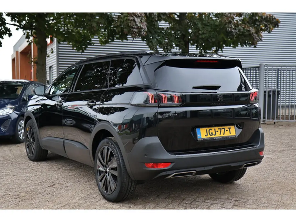 Peugeot 5008 2