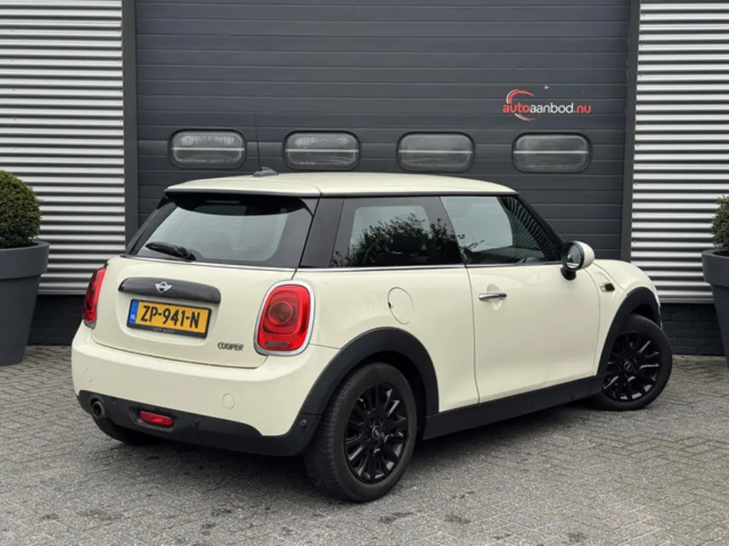 MINI Cooper 2