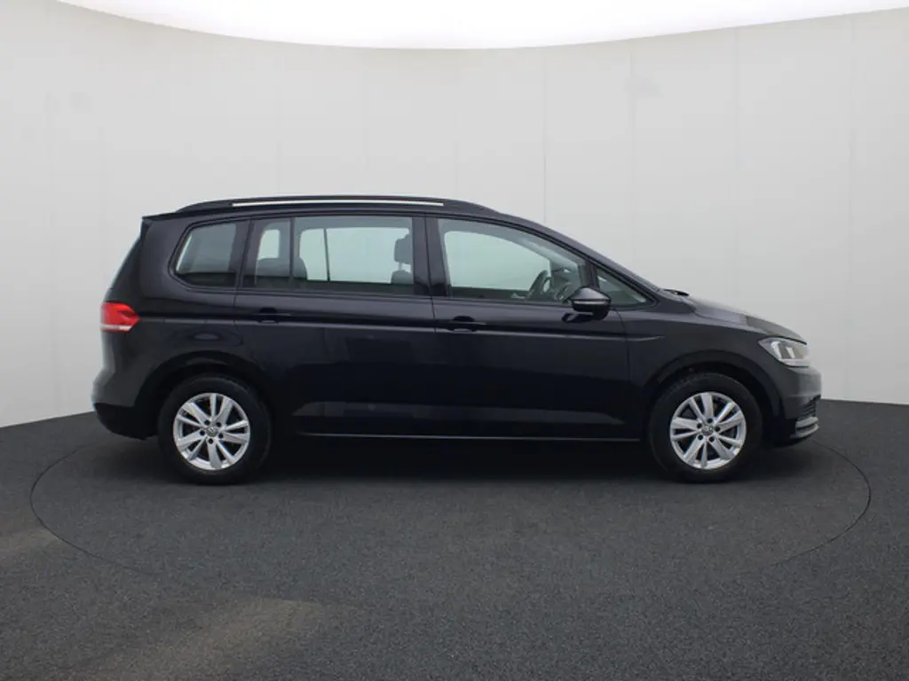 Volkswagen Touran 3