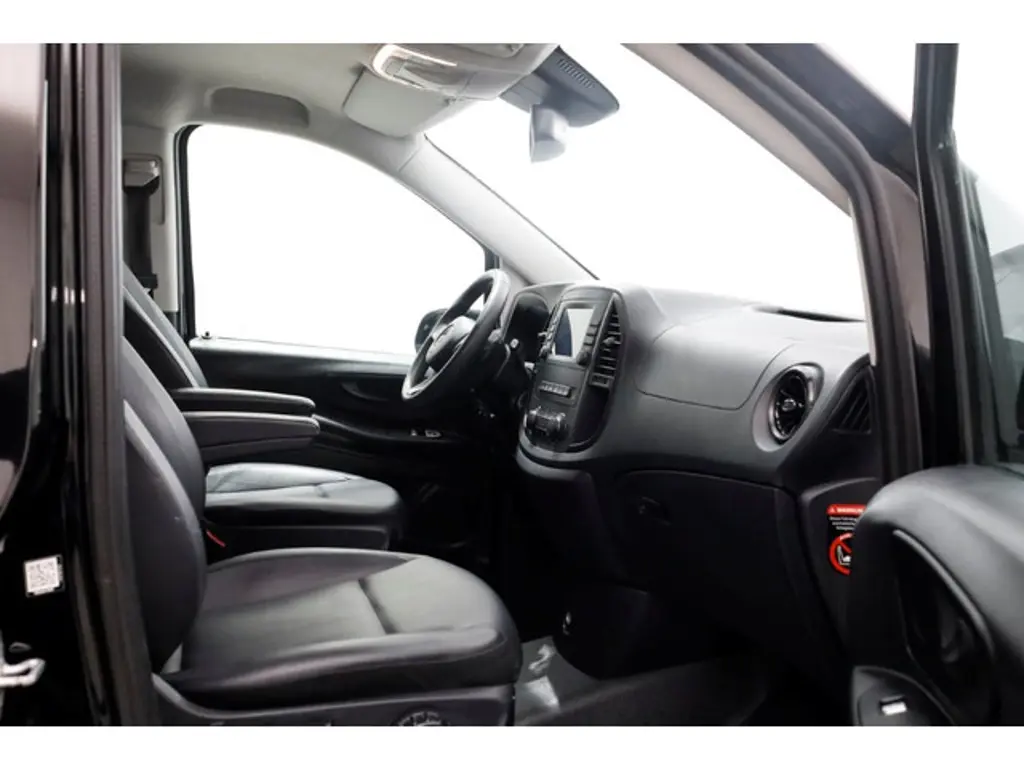 Mercedes-Benz Vito 3