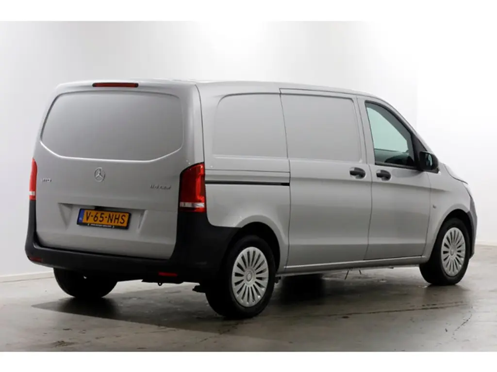 Mercedes-Benz Vito 2