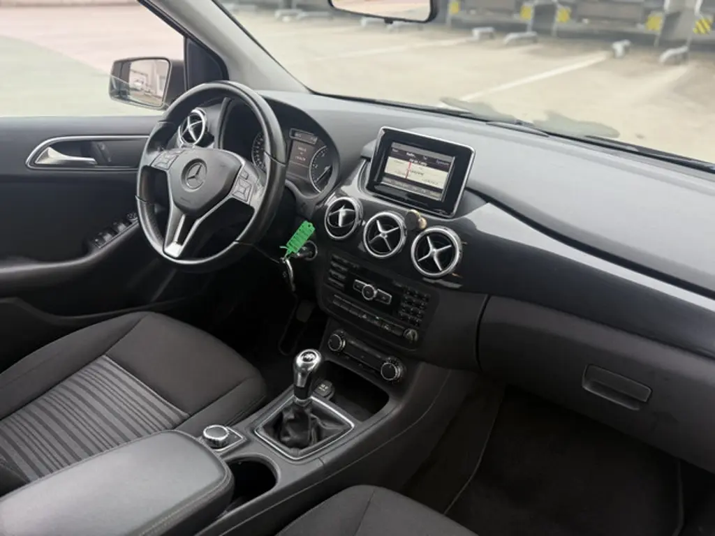 Mercedes-Benz B-Klasse 3