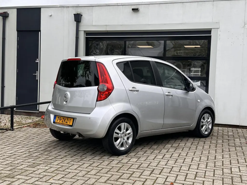 Opel Agila 2