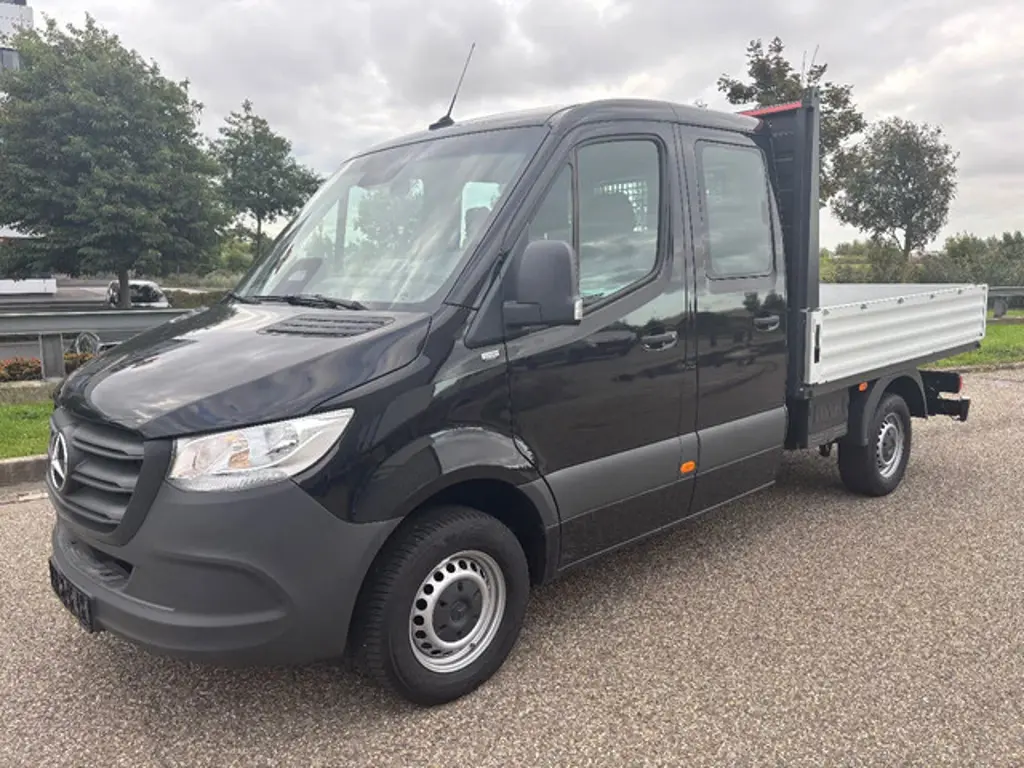 Mercedes-Benz Sprinter 2