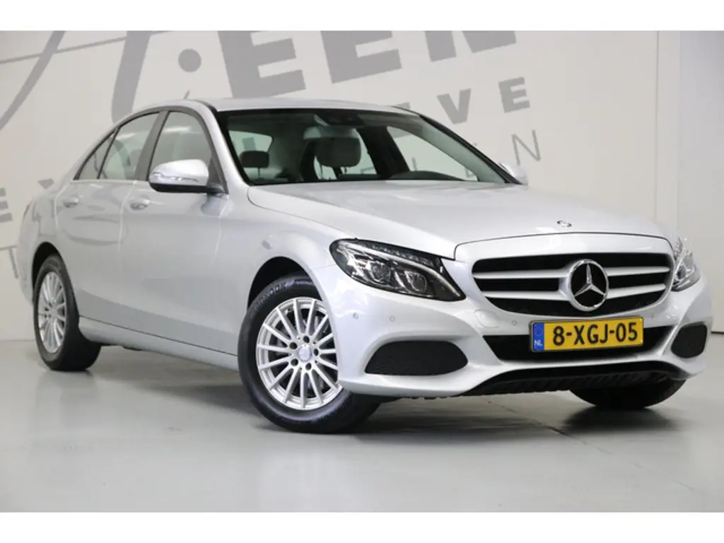 Mercedes-Benz C-Klasse 3