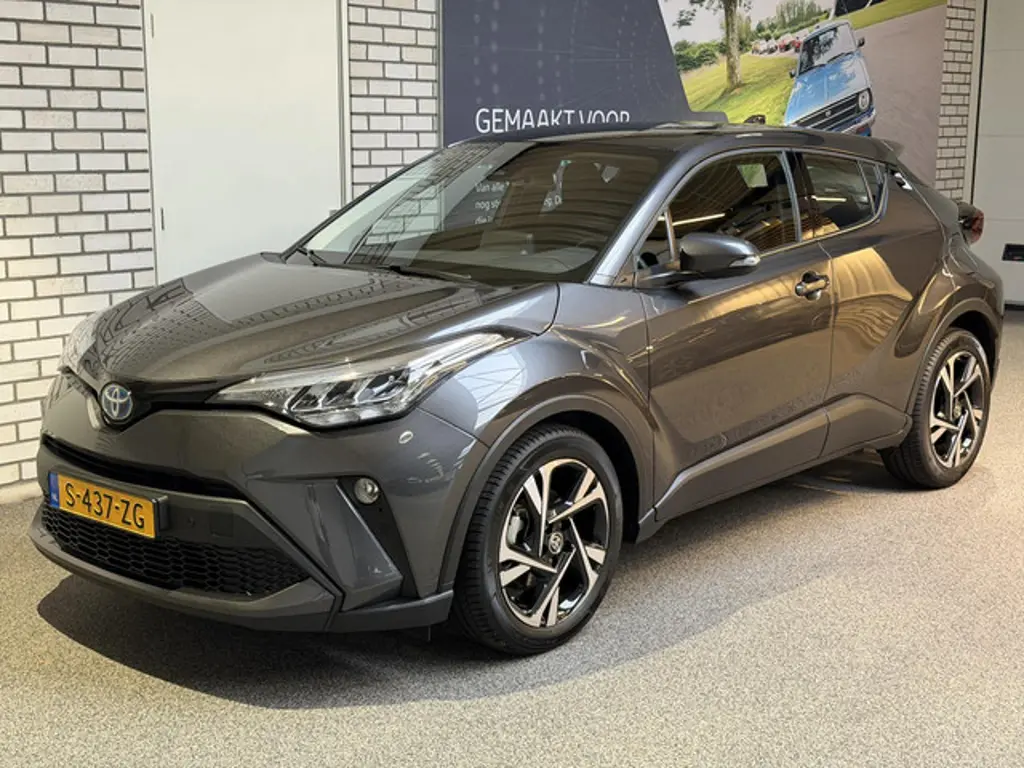 Toyota C-HR 2