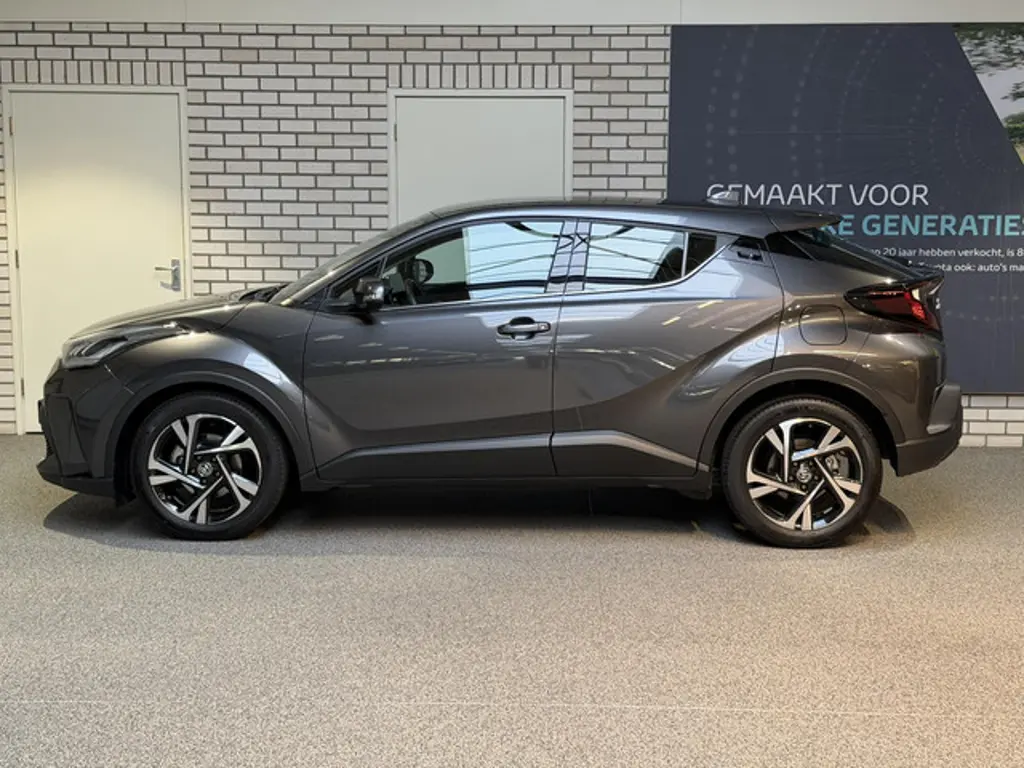Toyota C-HR 3
