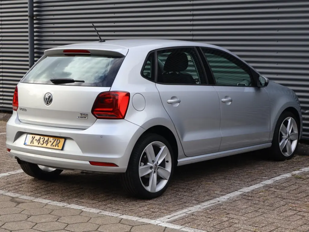 Volkswagen Polo 2