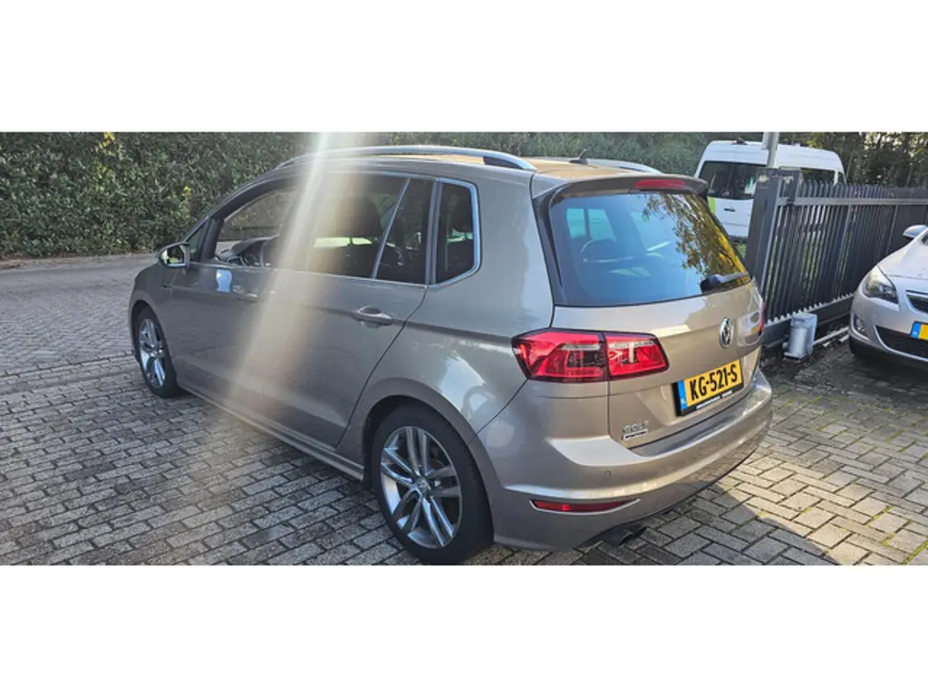 Volkswagen Golf Sportsvan 2