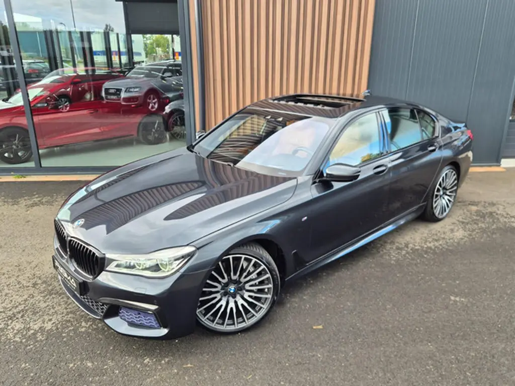 BMW 7 Serie 2
