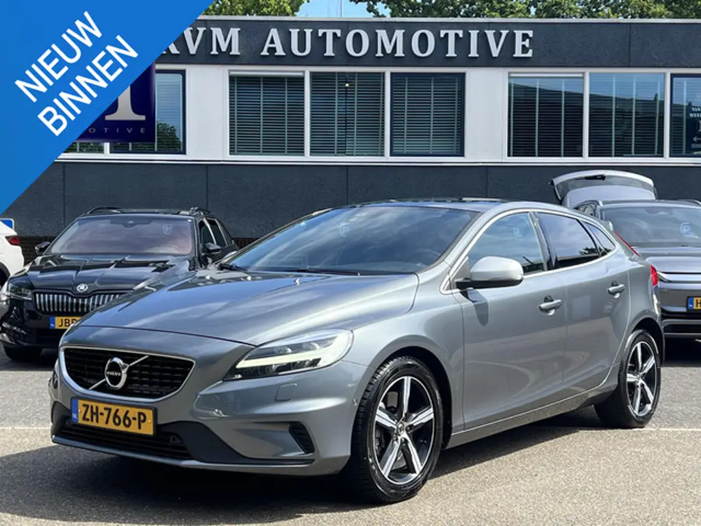 Volvo V40