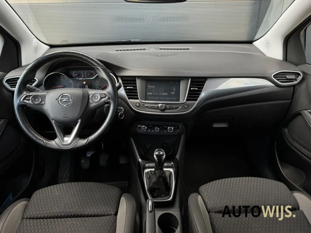 Opel Crossland X 2