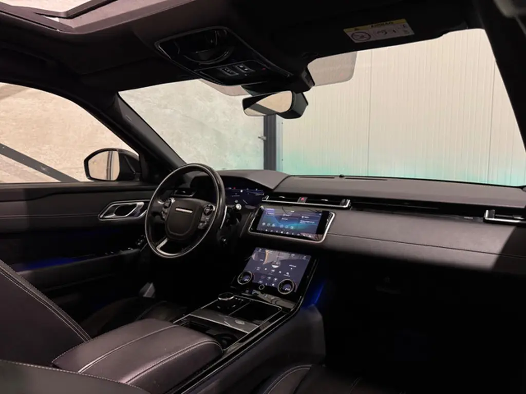Land Rover Range Rover Velar 2