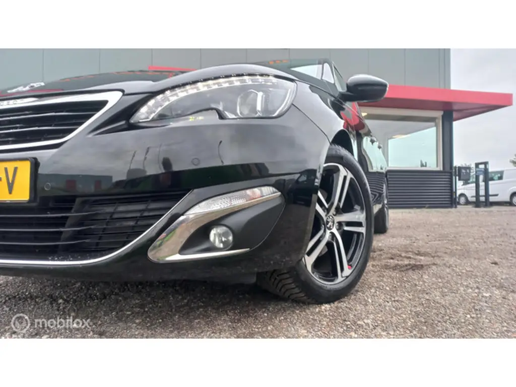 Peugeot 308 2