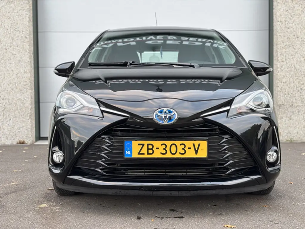 Toyota Yaris 2
