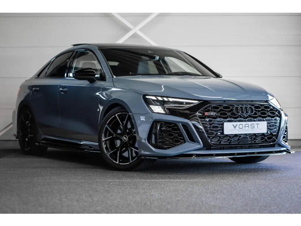 Audi RS3 3
