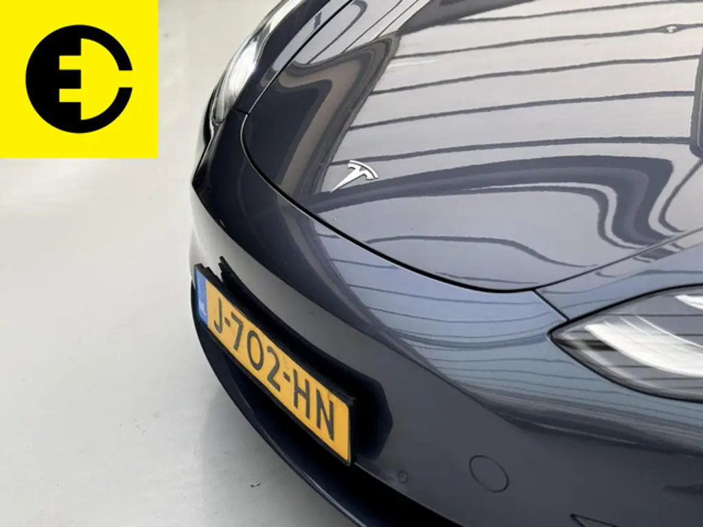 Tesla Model 3 3
