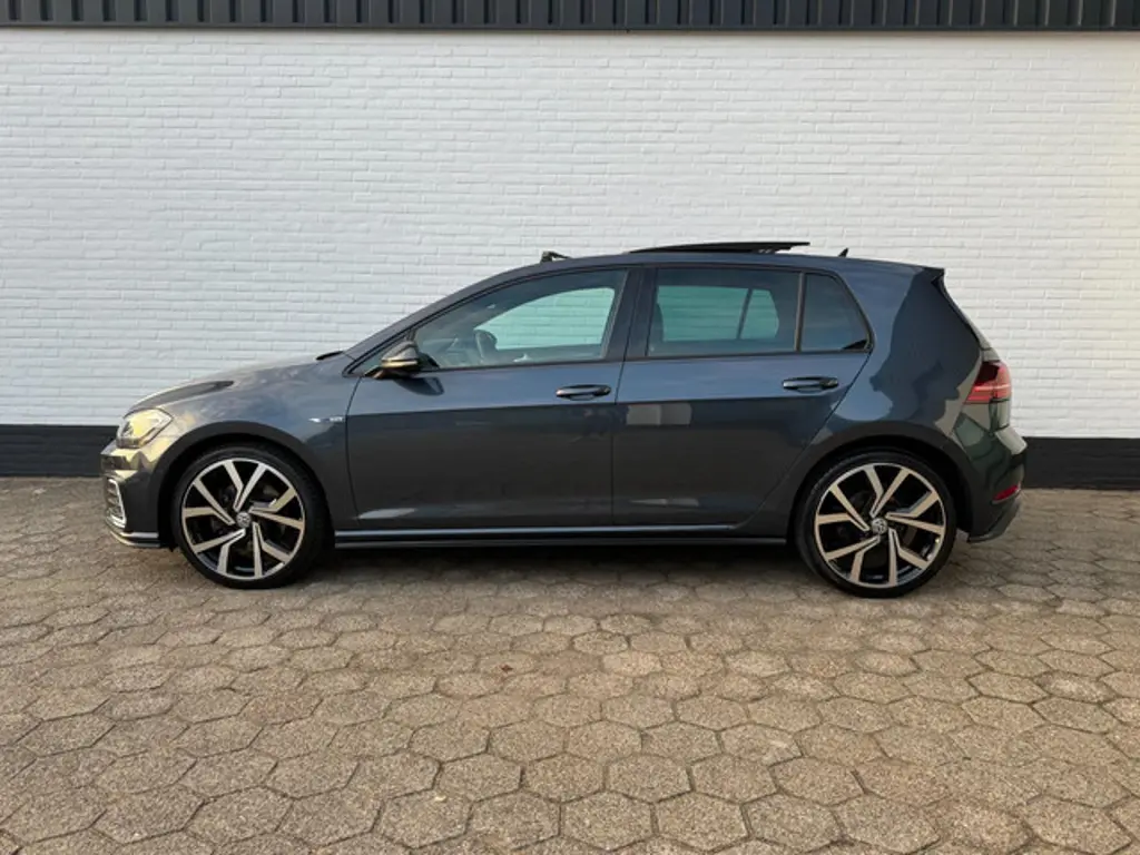Volkswagen Golf 2