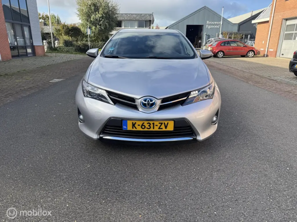 Toyota Auris 2