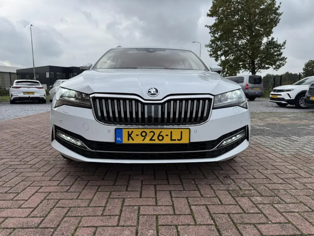 Škoda Superb 2