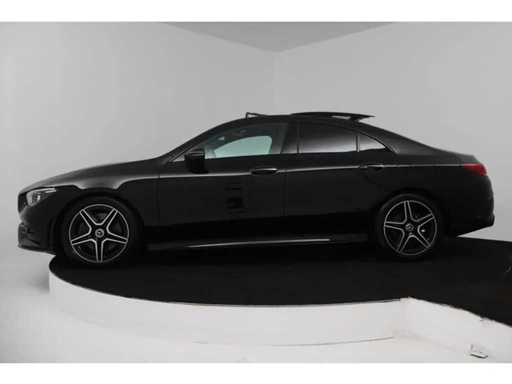 Mercedes-Benz CLA 2