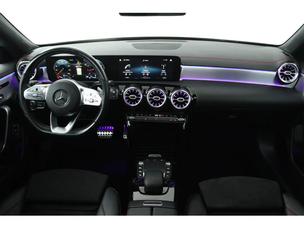 Mercedes-Benz CLA 3